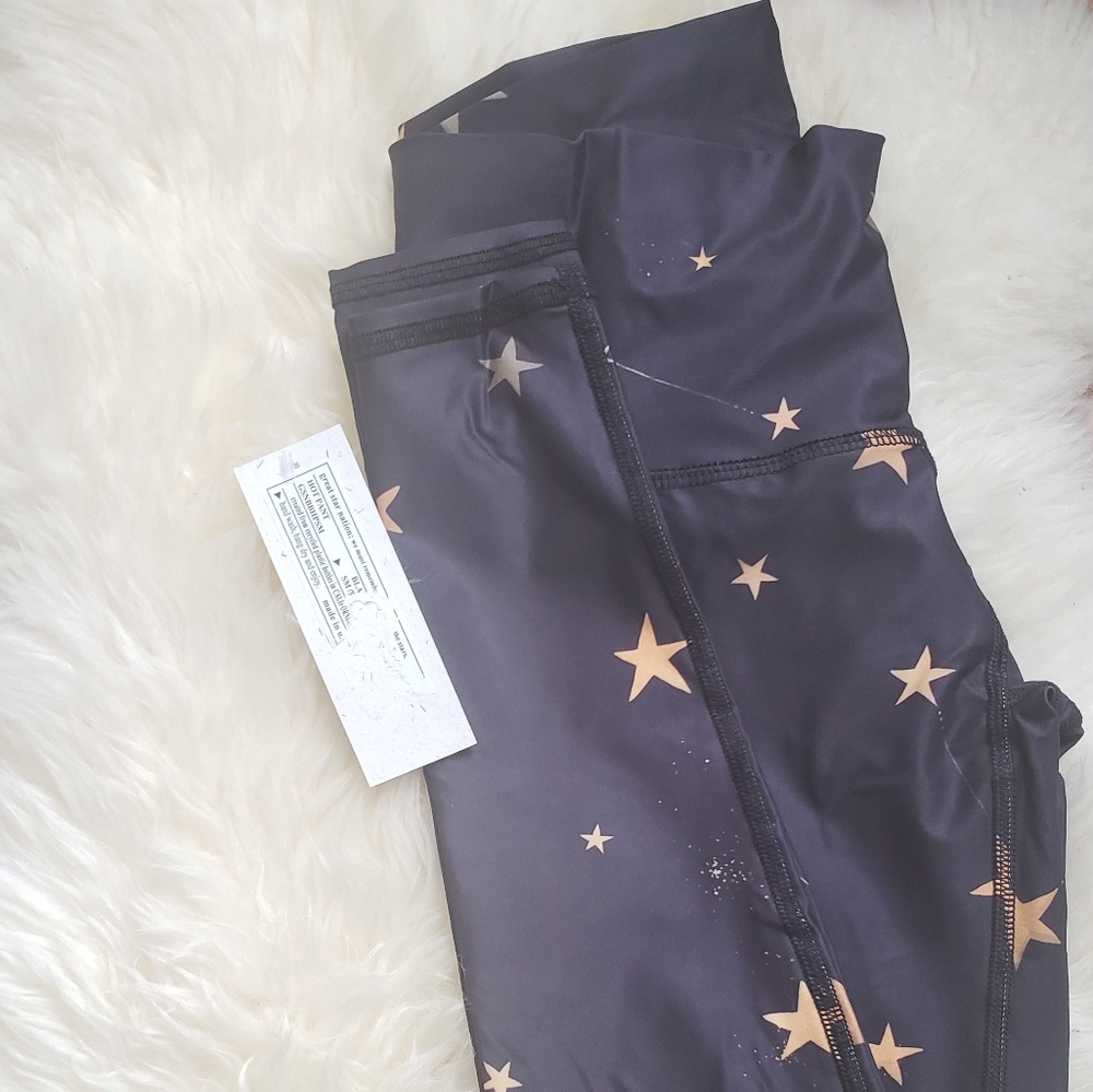 NWT Teeki Legging